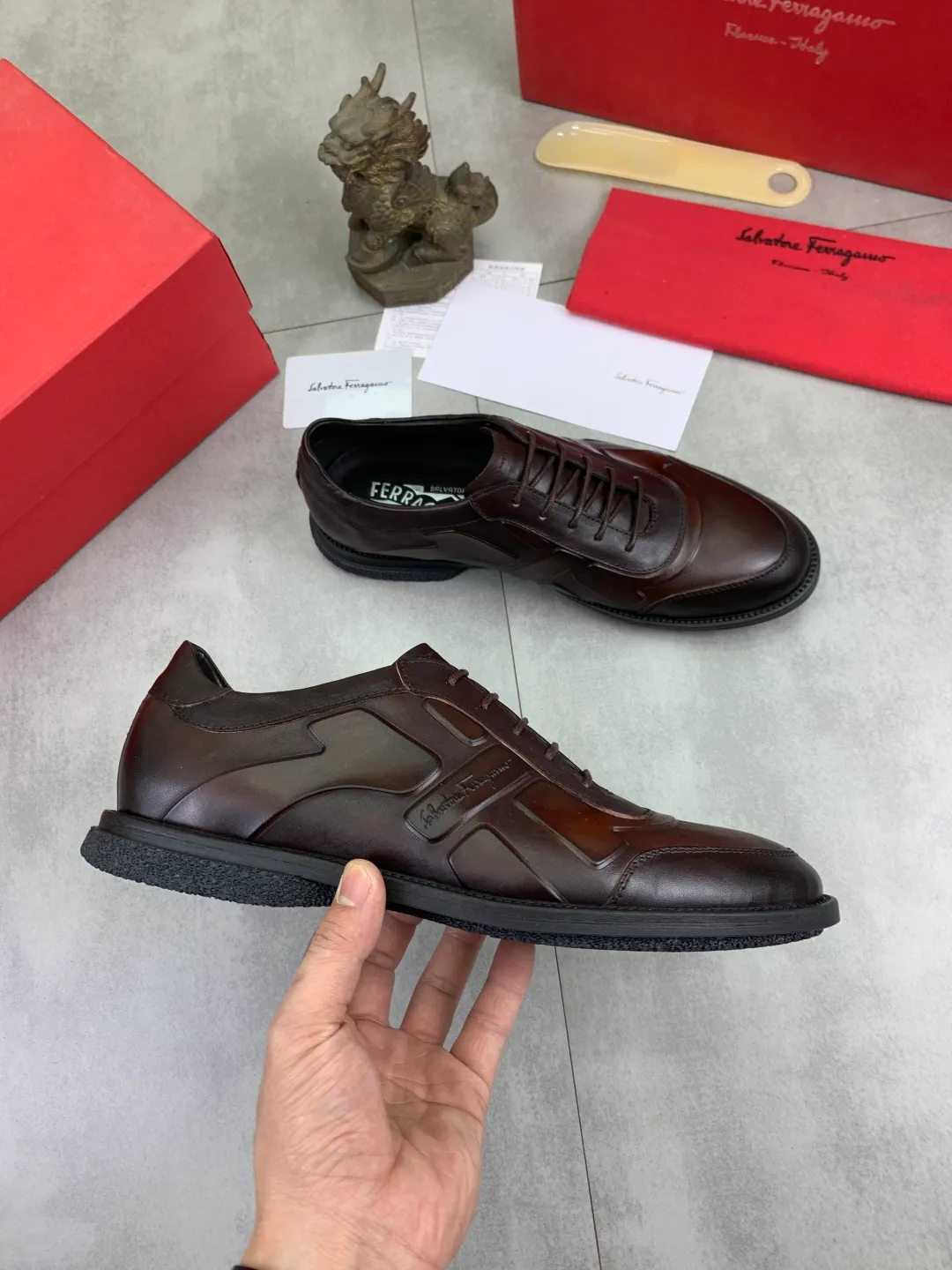 Men's Men's Shoes P560💰[New Style] Water-dyed Niuli 🆘[Salvatore Ferragamo] Ferragamo's latest casual business leather shoes for men! Listed simultaneously! The fabric is made of specially imported original calfskin, the lining is made of imported water-dyed cowhide, and the original combination outsole is absolutely luxurious and leads the fashion trend. Matching code: 39-44 (45 customized) 5️⃣ colors available